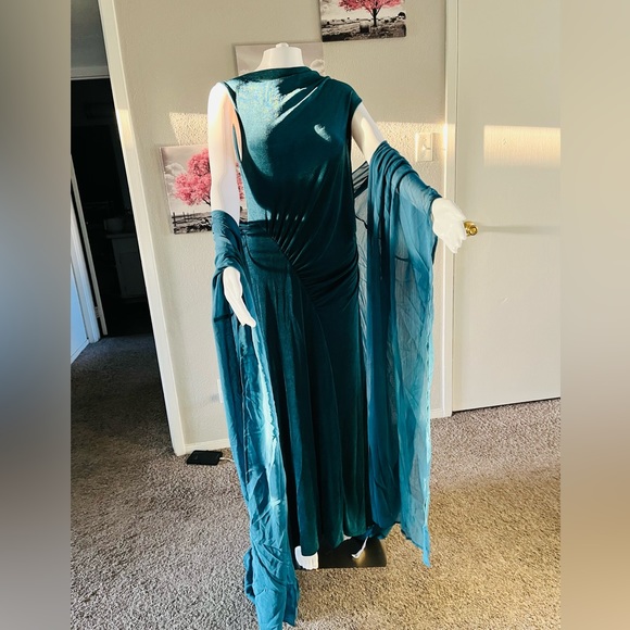 Teal blue Cloak sleeve caot and Ruched side dress🥰unwear and unused party dress - Picture 6 of 7